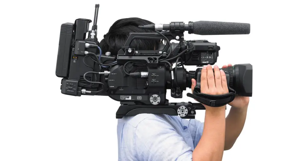 Turn Your Sony FS7 Into an ENG Camera With This Kit! | 4K Shooters